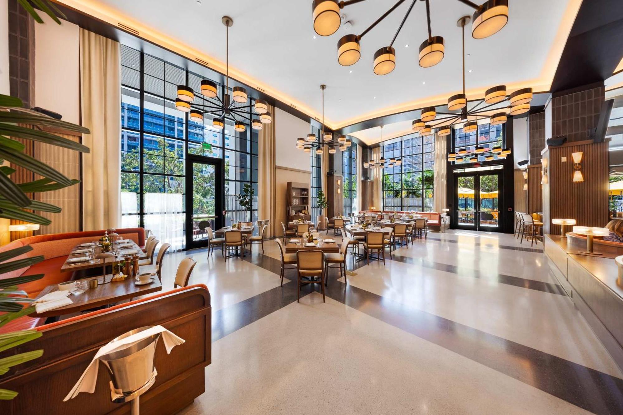 Apartamento Luxury 1-br Ph With Breathtaking Downtown Views *
